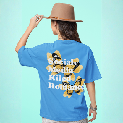 Social Media Killed Romance – Buuble T-Shirt