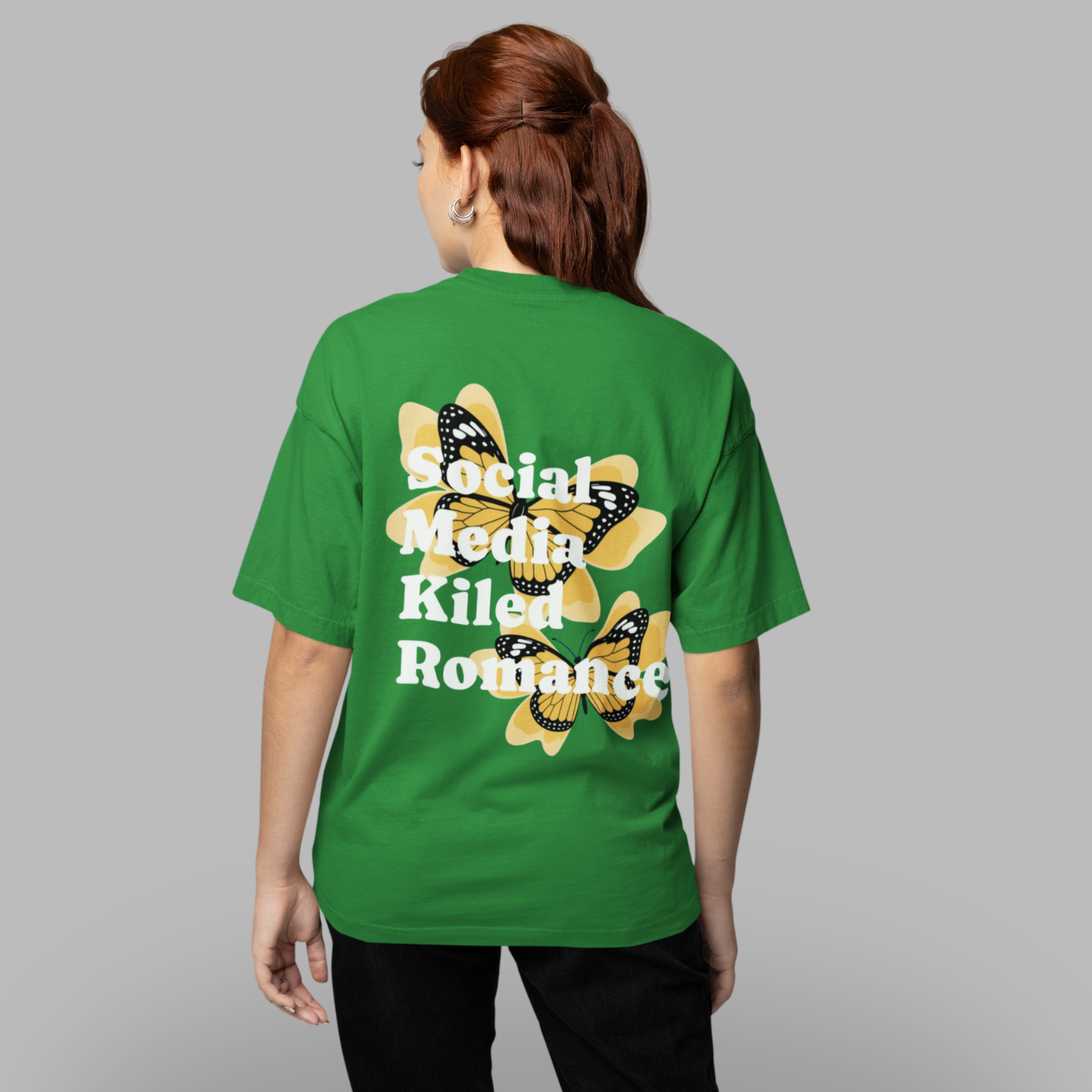 Social Media Killed Romance – Buuble T-Shirt
